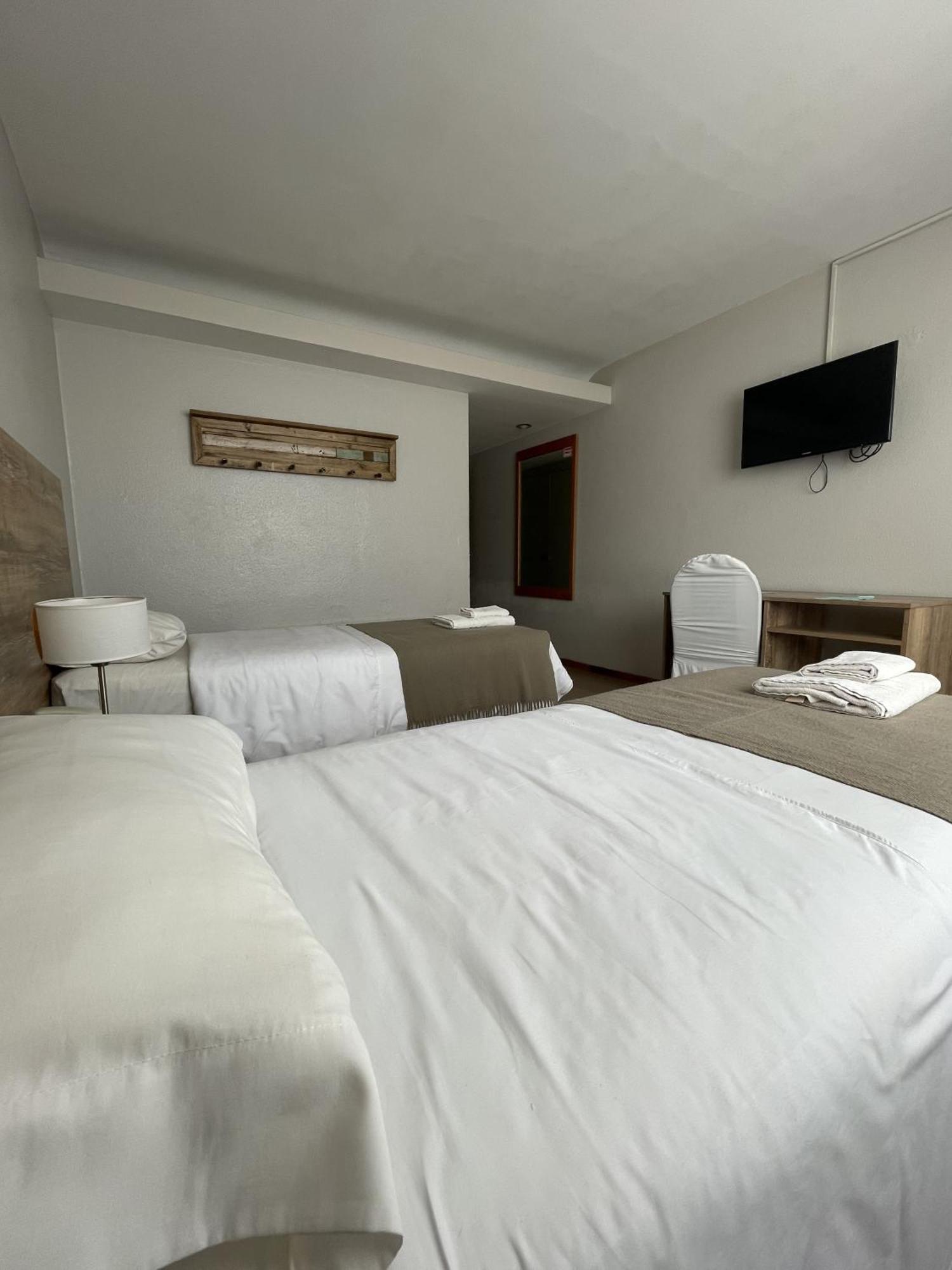 Hotel Rayentray Tehuelche Esquel Exterior foto